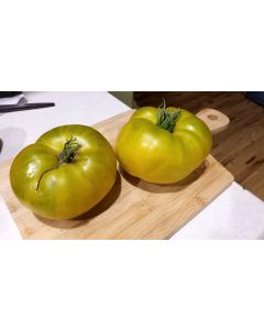 Tomato 'Malakhitovaya Shkatulka'